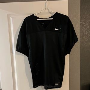 Men’s Nike practice football jersey Large